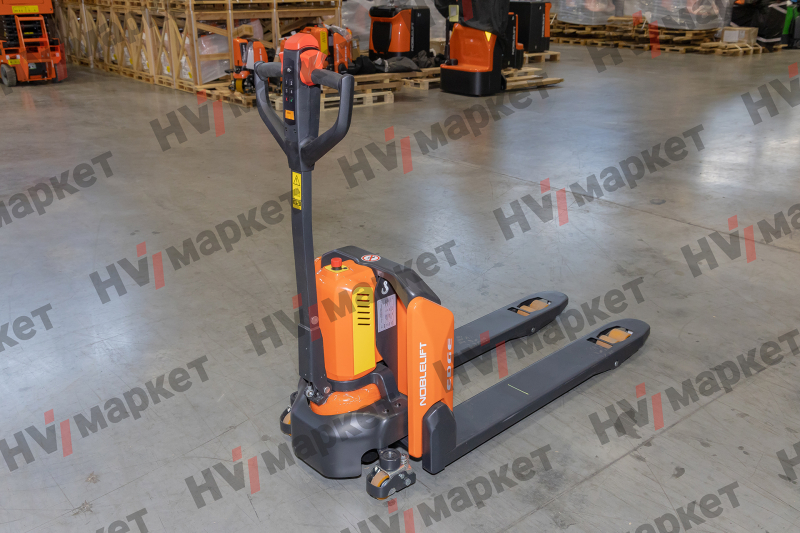 Тележка самоходная PTE15NPro 1500 кг, 540x1150 мм, двойные ролики 80x70, литиевая батарея24V/40Ah, с зарядным устройством 12A, контроллер Curtis