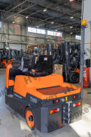 Самоходный Тягач для склада/производства T60Q (Литий 300Ач + 150Ач, blue light and rearview mirror, walkie mode button, optional Controller Curtis F4A and display, Seat armrest) HV Market