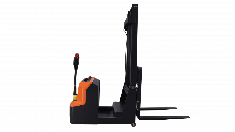 Компактный самоходный штебелер PSE06BCB (В-2600мм)