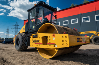 Грунтовый каток XG614H (14000kg , АС, отопитель) HV Market