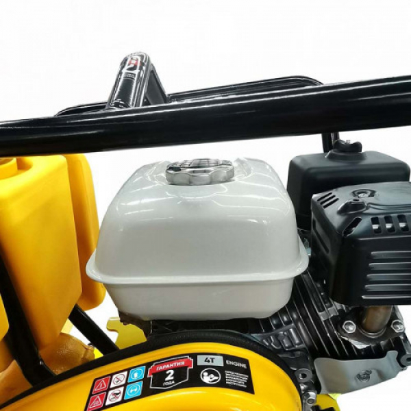 Виброплита бензиновая прямоходная NORSU RF-80TH (колесный комплект, бак для воды)