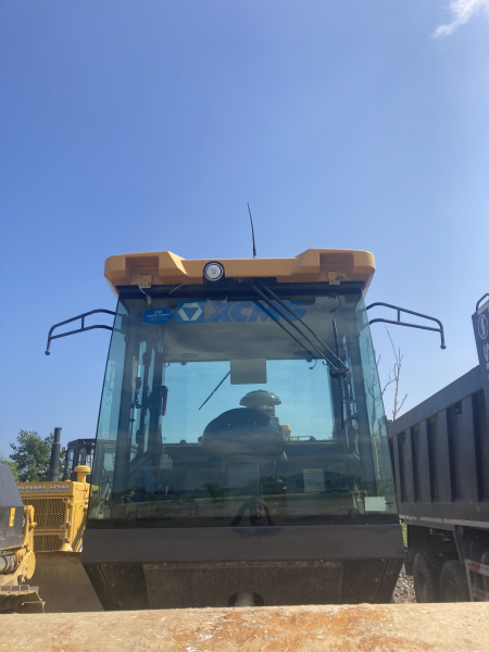 XCMG XS* Каток HV Market