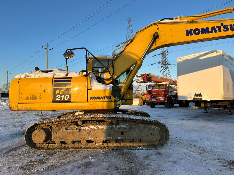 Bull 4SX Экскаватор-погрузчик