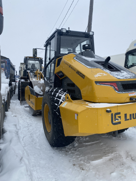 LiuGong CLG* Каток