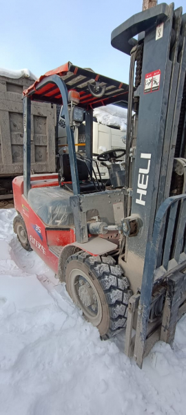 HELI CPC* Вилочный погрузчик