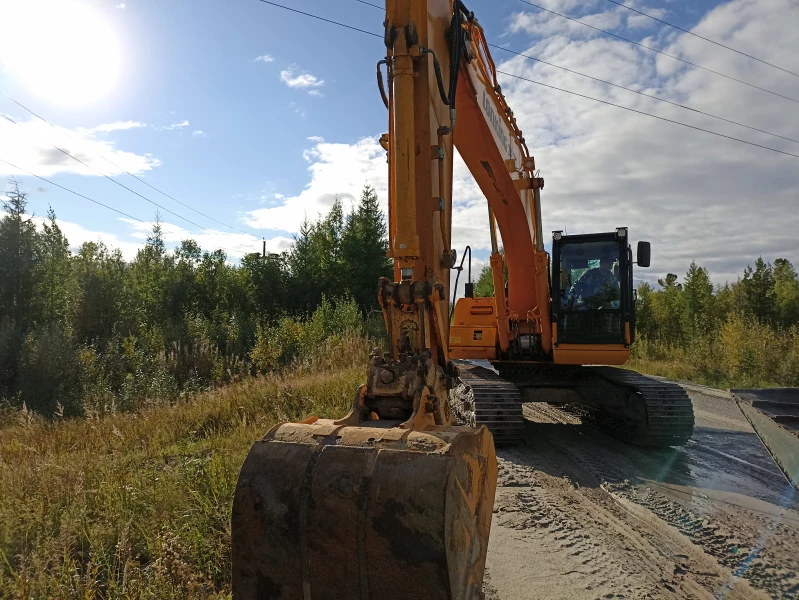 Lonking CDM6205 Экскаватор