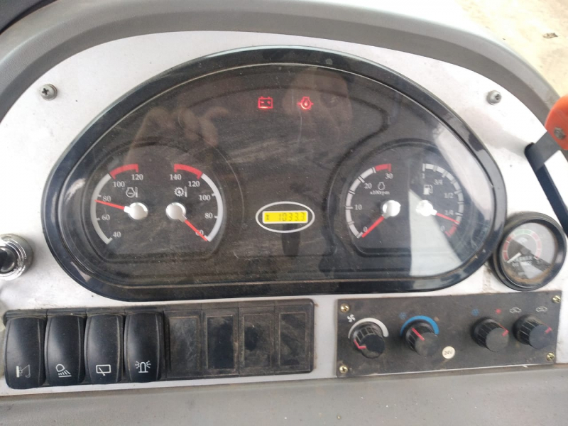 RUNMAX SE440 Экскаватор-погрузчик HV Market