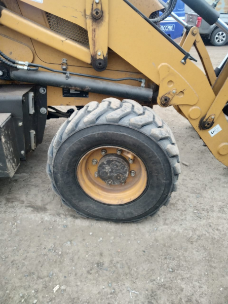 RUNMAX SE440 Экскаватор-погрузчик HV Market