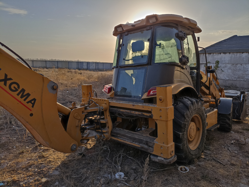 XGMA XG765* Экскаватор-погрузчик HV Market