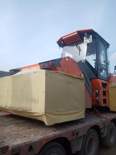 Завод дорожных машин DM* Каток