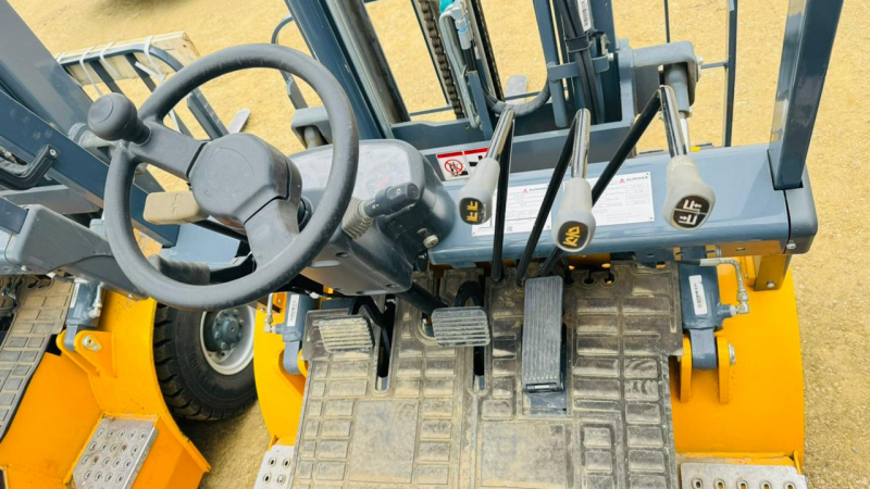 Aurora CPCD* Вилочный погрузчик