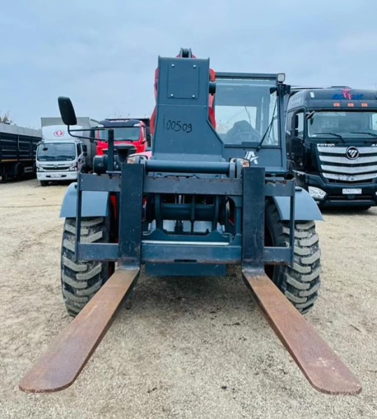 HELI 35H46* Телескопический погрузчик