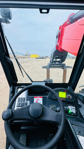 HELI 35H46* Телескопический погрузчик