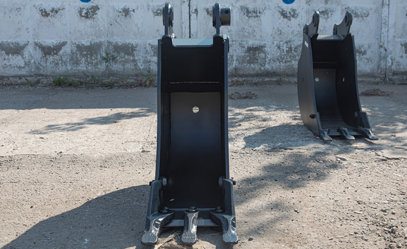 Ковш для экскаваторов-погрузчиков Impulse GP-07-460-0,12 для SANY SY55