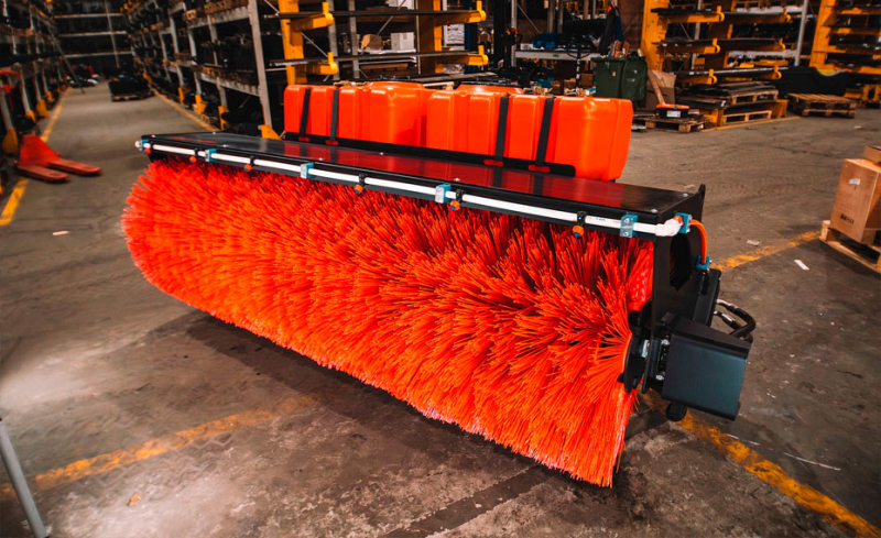 Impulse SP 2400 M (мех поворот) КОМПЛЕКТ (щетка+система полива с насосом) без переходной плиты