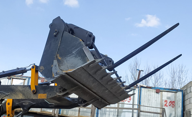 Вилы откидные паллетные Impulse PF2000 на ковш MST 542/544 HV Market