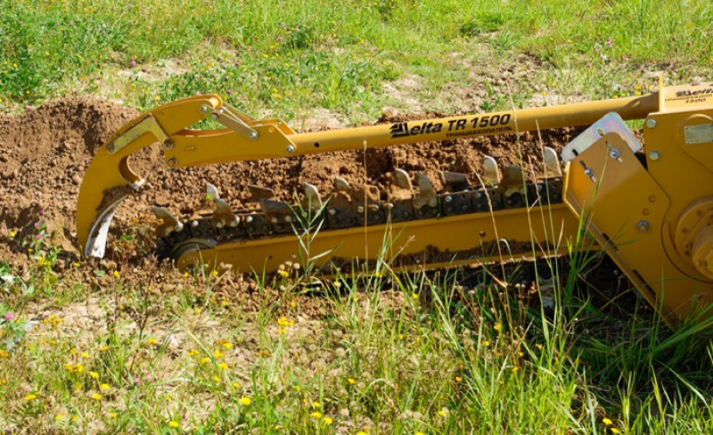Траншеекопатель Delta TR900 для мини-погрузчиков для грунта