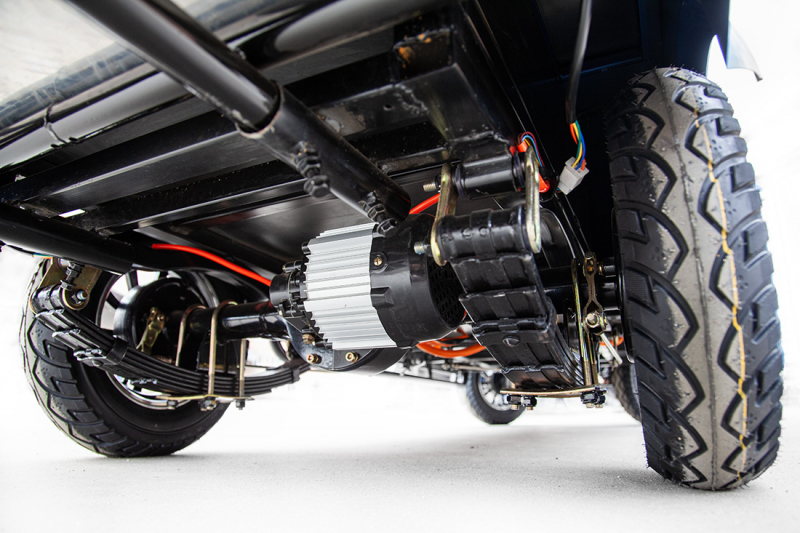 Гольф-кар мини Gelbert Fact 60V 1200Вт Красный