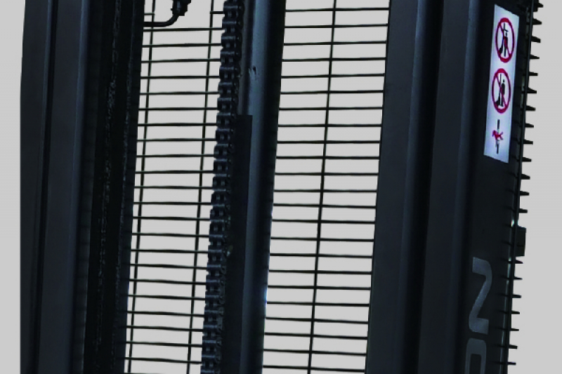 Самоходный штабелер PSE15L-C duplex mast (Литий, В-2600мм)