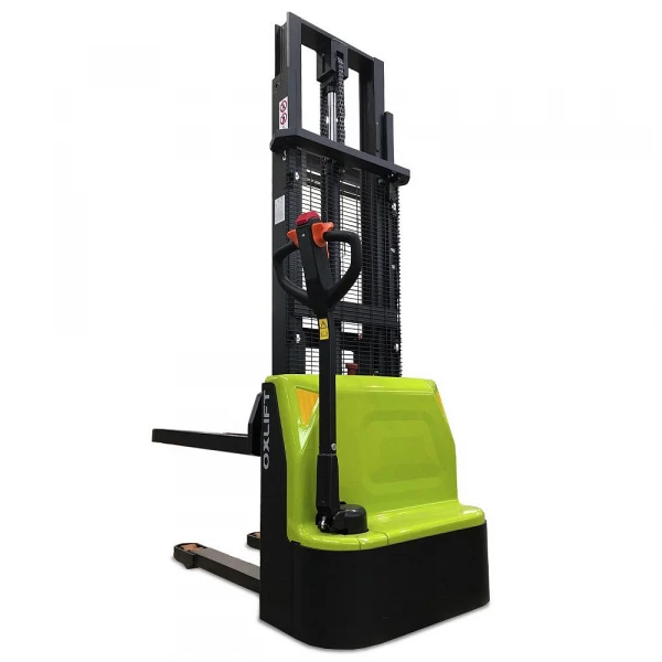 Самоходный штабелер OXLIFT AX1526LC 2600 мм 1500 кг Li-ion