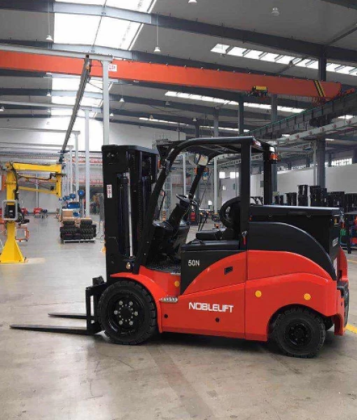 Электрический вилочный погрузчик FE4P40N Triplex mast (Литий 554Ач, FFL, В-4000мм)