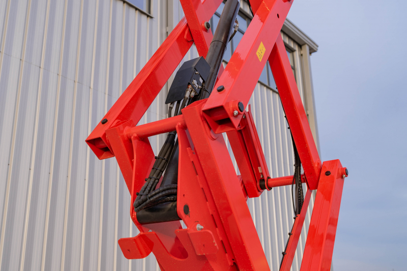 Ножничный подъемник LGMG S1012 II