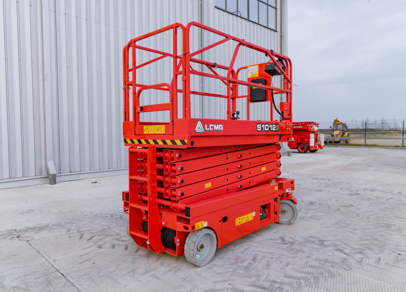 Ножничный подъемник LGMG S1012 II