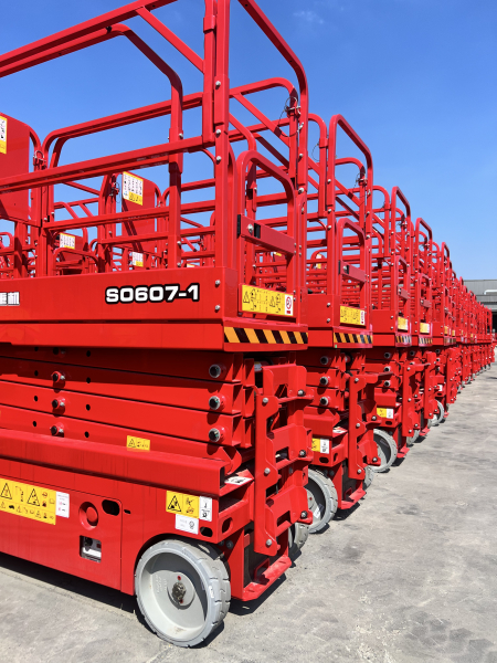 Ножничный подъемник LGMG SS0607ER