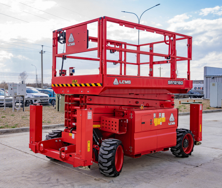 Ножничный подъемник LGMG SR1218D