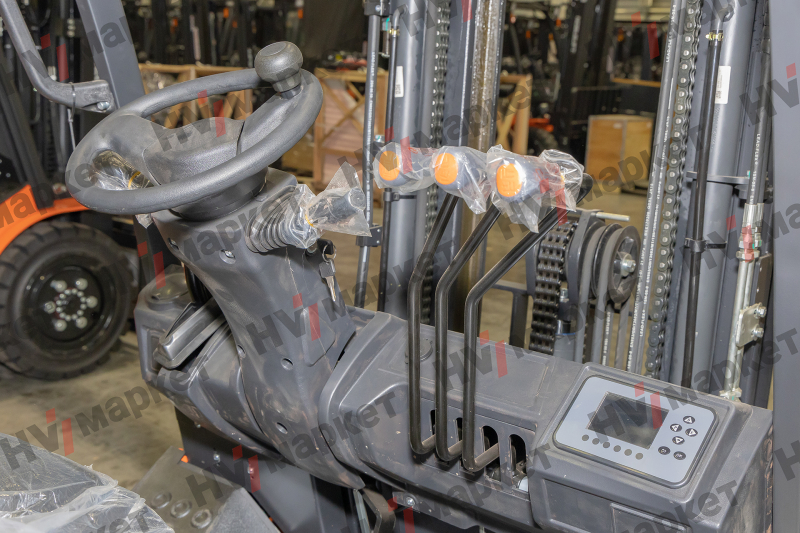 Погрузчик FE4P20Q