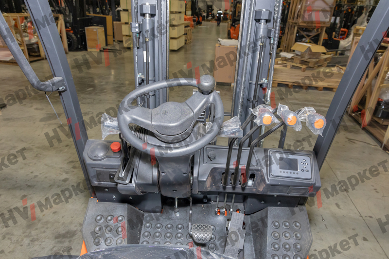 Погрузчик FE4P20Q